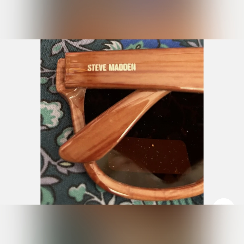 Steve Madden sunglasses